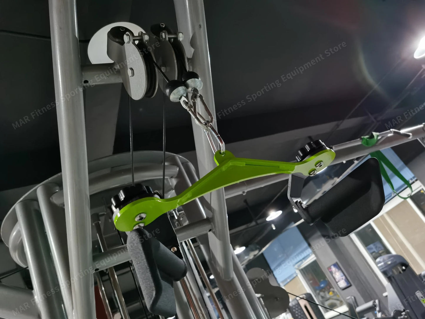 Rotating V-Bar Cable Handle